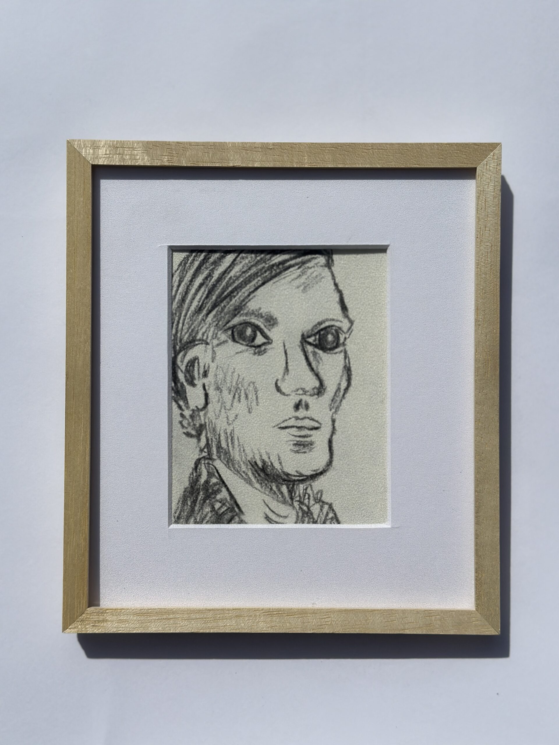 Otro Mundo- Grafito 13 x 10.5cm- MEDIDA TOTAL